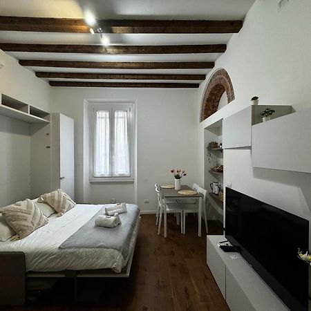 Regina Milano In Corso Lodi - Sky Tv, Wifi E Breakfast Boxアパートメント エクステリア 写真