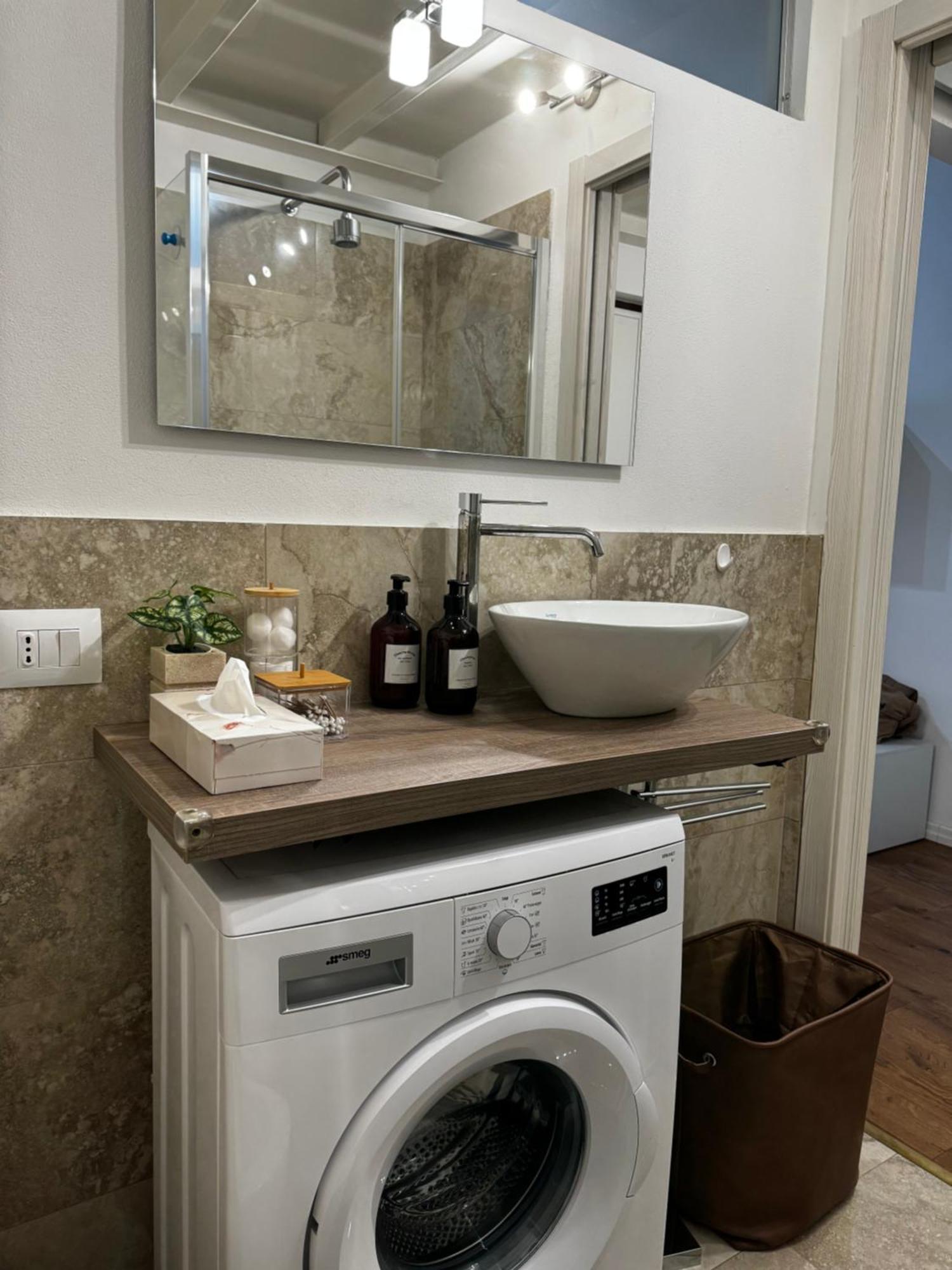 Regina Milano In Corso Lodi - Sky Tv, Wifi E Breakfast Boxアパートメント エクステリア 写真